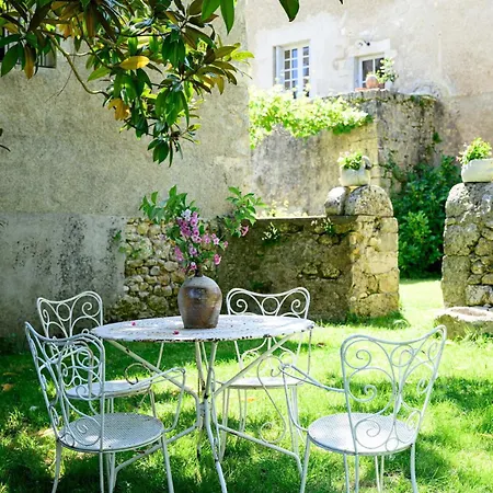 Villa La Maison Carré - A Romantic House By The River For Two Angles-sur-lʼAnglin
